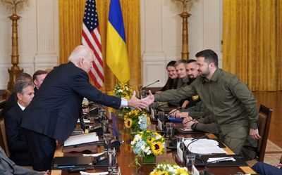 US aid package approved, uncertain future for Ukraine's war effort