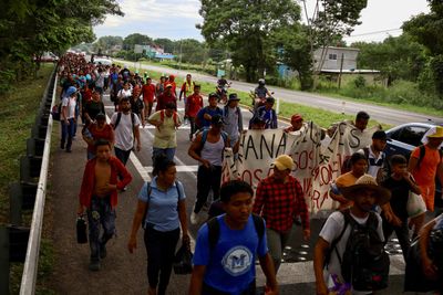 Caravan of 3,000 migrants shrinks near U.S. southern border