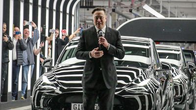 Elon Musk fires back at 'truly shameful' media report on Tesla Gigafactory worker injury
