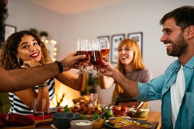 What A Week of Holiday Drinking Does To Your Gut Health