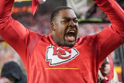 Chris Jones defends Chiefs’ coaching staff amid recent criticism