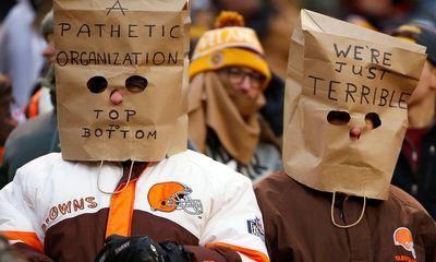 Browns fans manage to make the Jets game about the Steelers