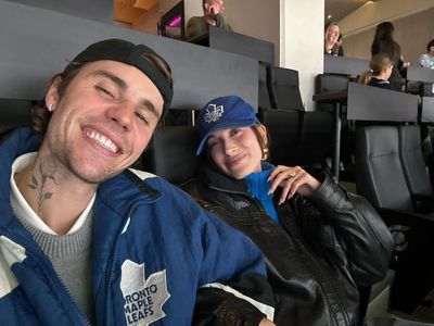 Justin Bieber and Hailey Bieber Support Toronto Maple Leafs