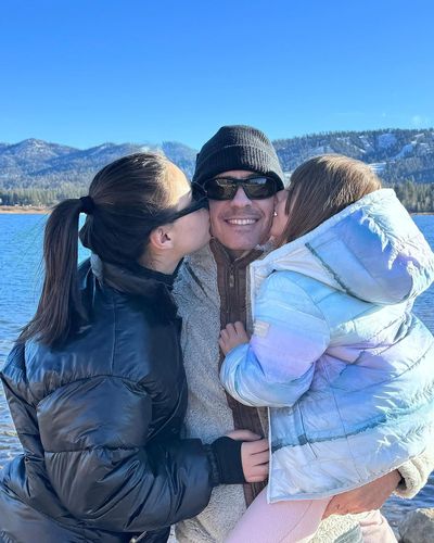 Heartwarming Family Moments: Mauricio Ochmann and His Sisters