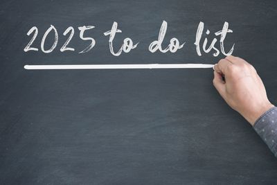 2025 To-Do List: Seven Best Financial Moves to Make