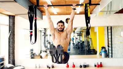 I did 20 hanging leg raises for 2 weeks — here's what happened to my body