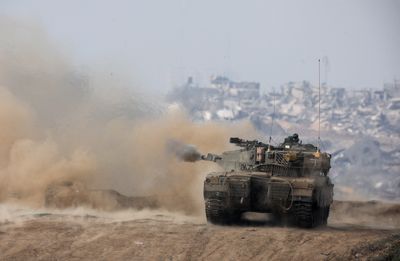 Israeli forces make significant advances in Gaza, tackling hostage crisis