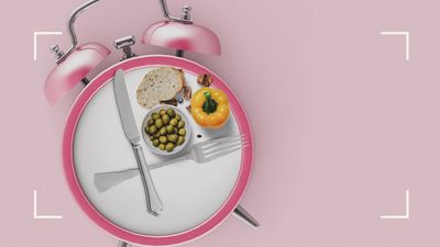 What happens when you start fasting? Nutritionists explain the 5 key changes (that aren't weight loss)