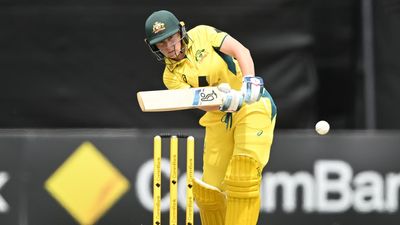 Australia beat India by three runs to seal ODI series
