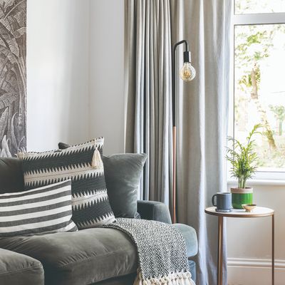 7 winter window dressing ideas that experts promise will help keep your home warm and cosy