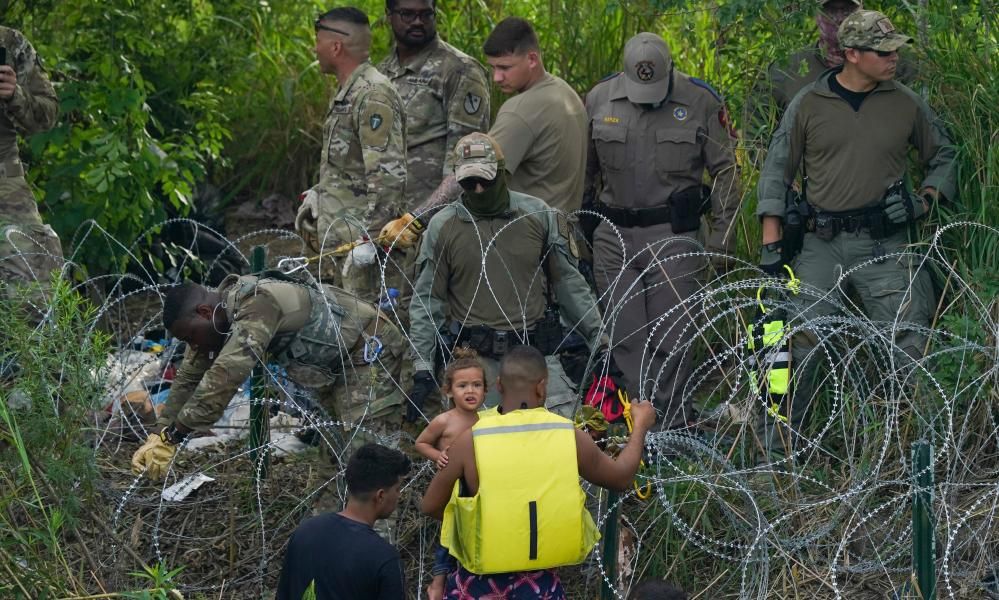 US threatens to sue Texas over law allowing state…