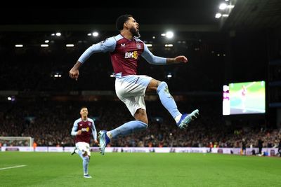 Aston Villa leave it late but climb to second as Chelsea see off Luton fightback