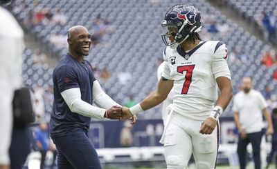 Texans in contention for 4 end-of-season awards