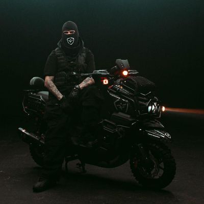 Farruko: A Captivating Presence in Striking Photos