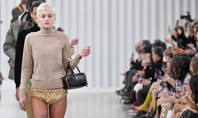 Want to wow the fashion crowd? Show your knickers off