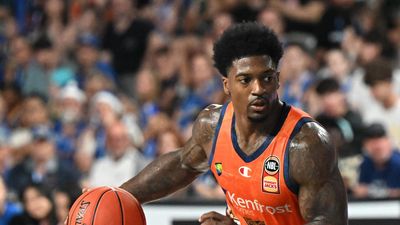 Snakes fire on NYE to beat Melbourne United again