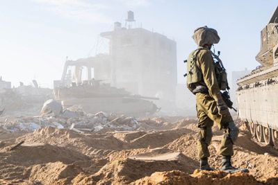 Netanyahu hints at prolonged conflict as Israeli jets strike Gaza