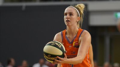 Whitcomb and Woods star as Townsville down Lynx in WNBL