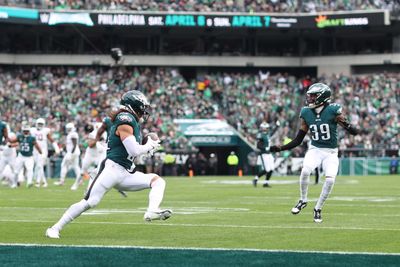 Mistakes overshadow Cardinals’ first-half dominance over Eagles