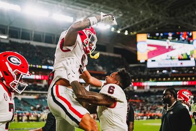 Unbeaten Florida State suffers historic bowl loss to Georgia