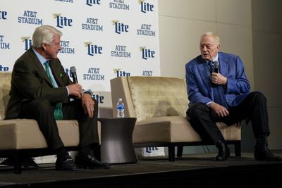 Jerry Jones and Jimmy Johnson Reunite for Cowboys Honor
