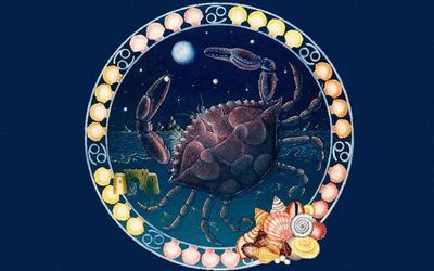 Cancer Horoscope Today: Insights for Zodiac Sign - 1 January 2024