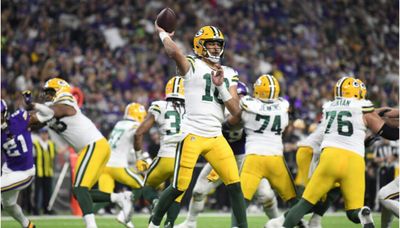 Jordan Love throws for 3 TDs in Packers’ win over Vikings