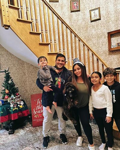 A Fun-filled New Year with Snooki and Her Crew