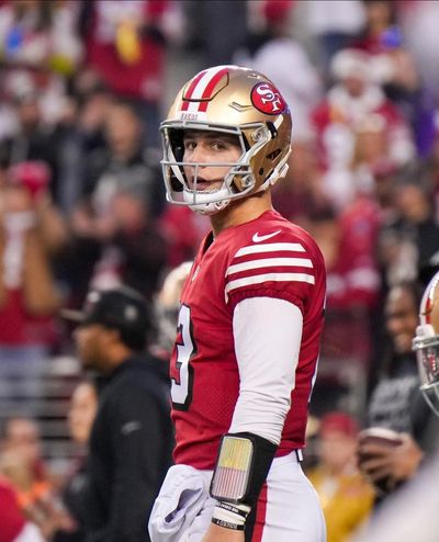 Historic Win for 49ers as Purdy Breaks Passing Record!