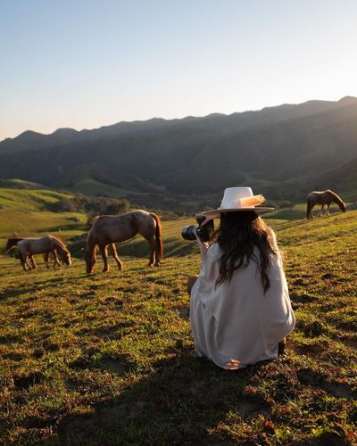 Nikki Reed: Capturing Heartwarming Moments with Animals through Photography