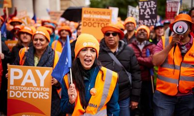 NHS chiefs fear for patient safety during six-day junior doctor strike