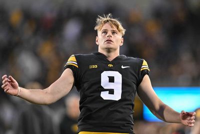Iowa’s Tory Taylor Breaks 85-Year-Old National Punting Record