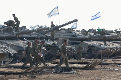 Israel says it will pull out thousands of troops from Gaza