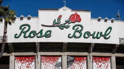 Sunset at the Rose Bowl Brought Out the Beauty of College Football, and Fans Loved It