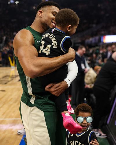 Giannis Antetokounmpo's Happy Family Moment Shines in New Year