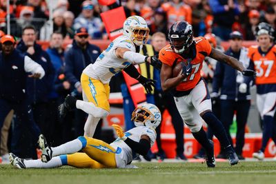 Studs and duds from Chargers’ loss to the Broncos