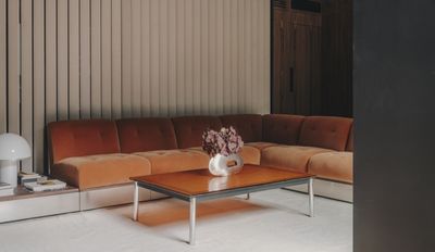 A London office by Oskar Kohnen Studio is inspired by midcentury modernism