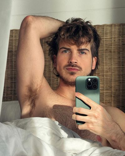 Joey Graceffa's Cozy New Year Bed Vibe Delights Instagram Followers