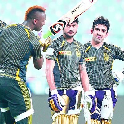 Andre Russell & GG Pandey Reunite at Eden Gardens for Cricket