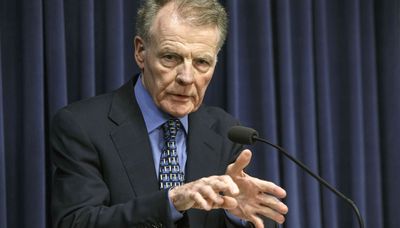 An Illinois lawmaker wants to ban ex-Speaker Michael Madigan’s portrait from the Capitol
