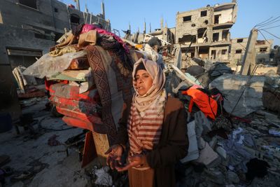 Israel maintains onslaught as Gaza death toll tops 22,000