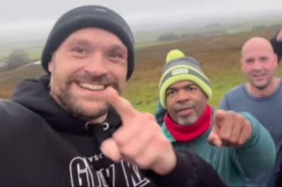 Tyson Fury dismisses ‘useless’ Oleksandr Usyk while training for undisputed title fight