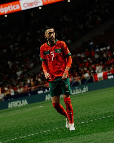 Hakim Ziyech: Exhibiting Exceptional Skills on the Football Field