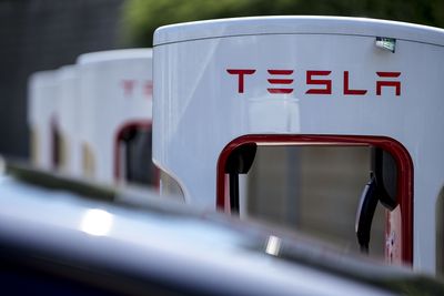 Tesla Surges as EV Sales Slow; Beats Estimates with Steep Price Cuts