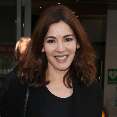 Nigella Lawson swapped out her usual Le Creuset for the celebrity-favourite Always Pan – and we've got some thoughts