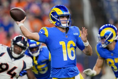 Rams bring back QB Dresser Winn, make 2 other roster moves