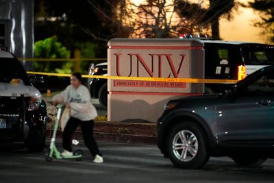 Shootout with UNLV gunman heard in new Las Vegas police body camera video