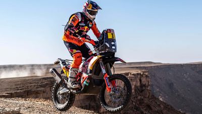 Watch This KTM 450 Rally Undergo A Full Service Mid-Race