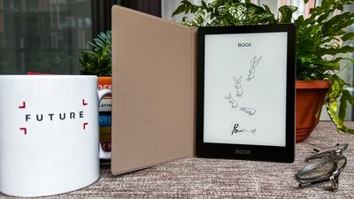 Onyx Boox Poke 5 review: a versatile and cute 6-inch ereader with one too many flaws