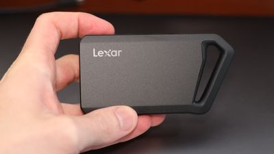 Lexar Professional SL600 SSD review: getting a handle on portable SSDs